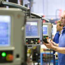 Travail sur machine à commande numérique-Santé au travail